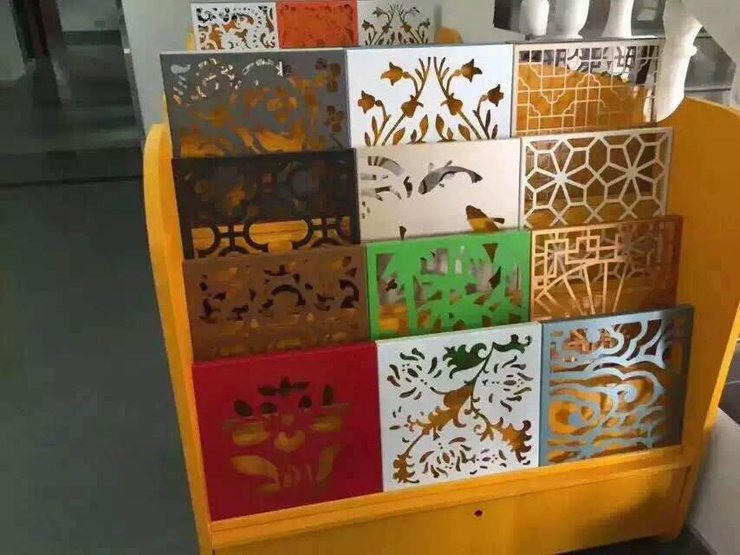 雕刻鏤空鋁單板